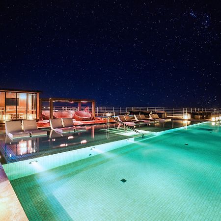 Kensington Jeju Hotel Екстер'єр фото The rooftop pool at the hotel