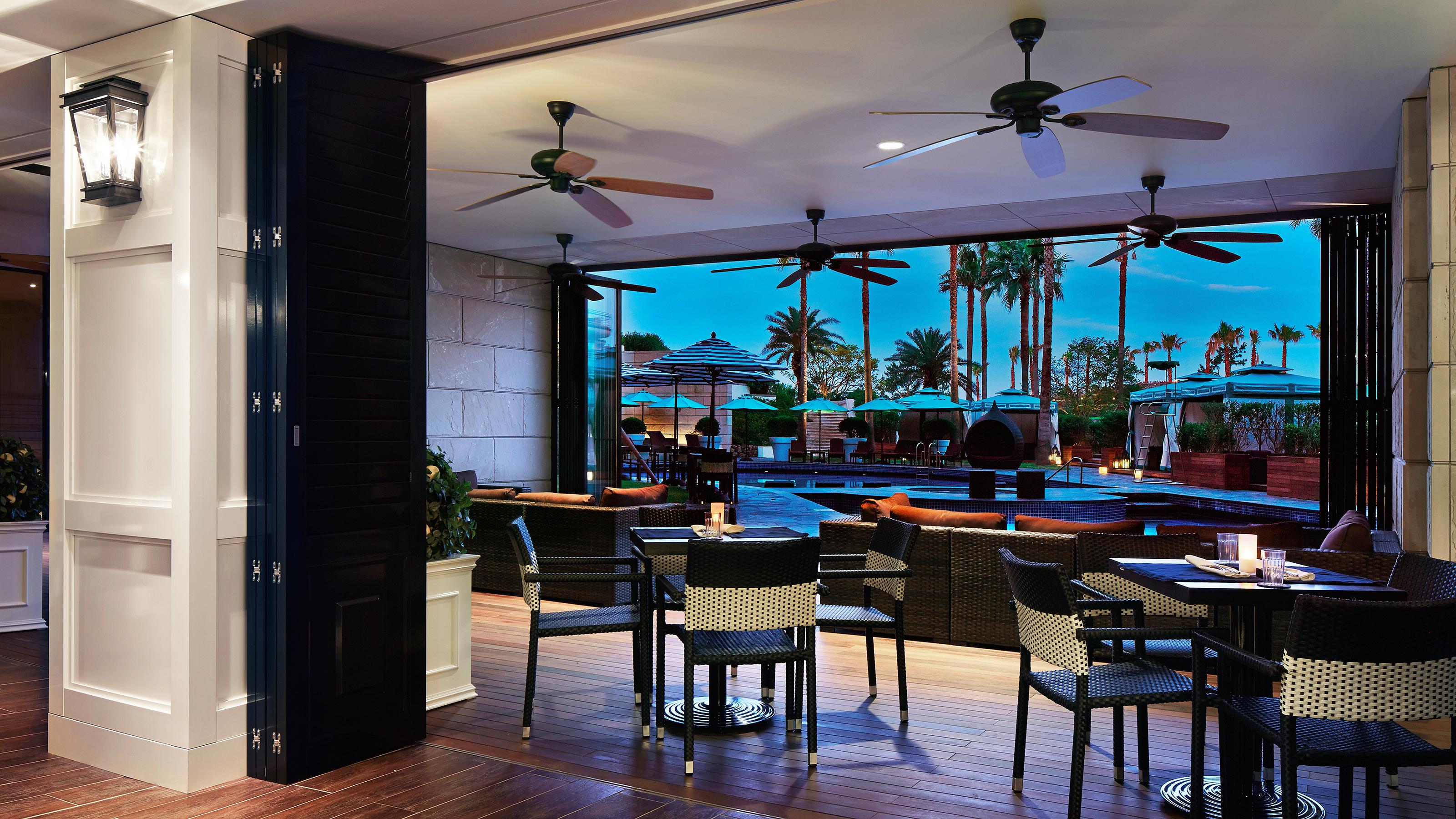 Kensington Jeju Hotel Екстер'єр фото The Bar at The Shorebird