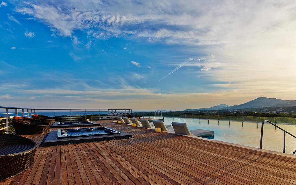 Kensington Jeju Hotel Екстер'єр фото The Sky Bar