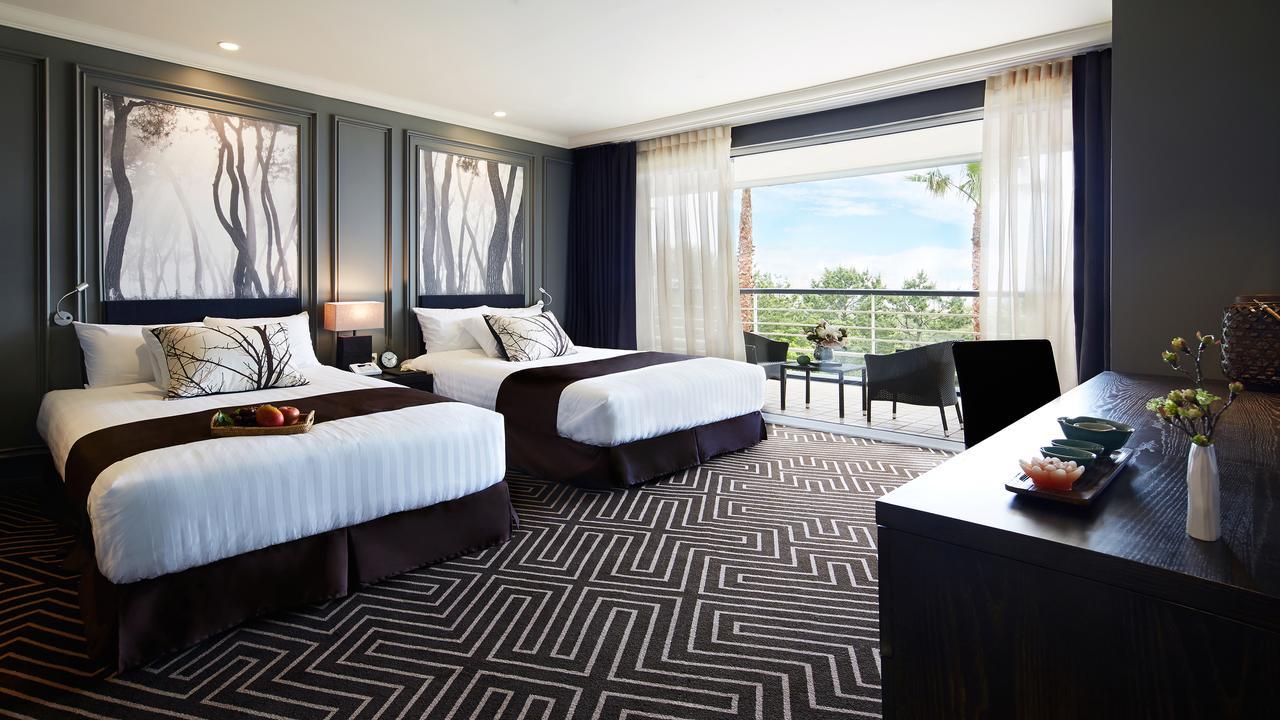 Kensington Jeju Hotel Екстер'єр фото Deluxe Oceanfront