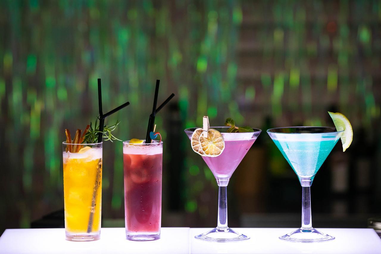 Kensington Jeju Hotel Екстер'єр фото A selection of cocktails