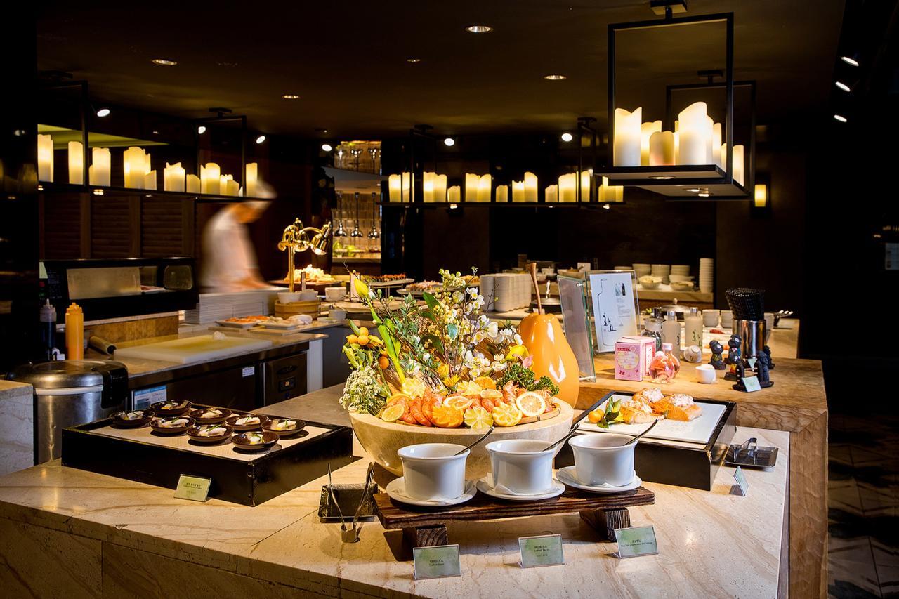 Kensington Jeju Hotel Екстер'єр фото The buffet at the hotel